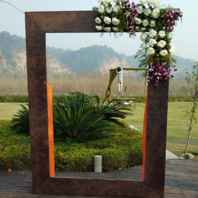 about image 2
